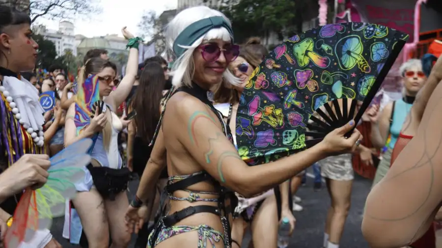 Marcha del orgullo 01112025