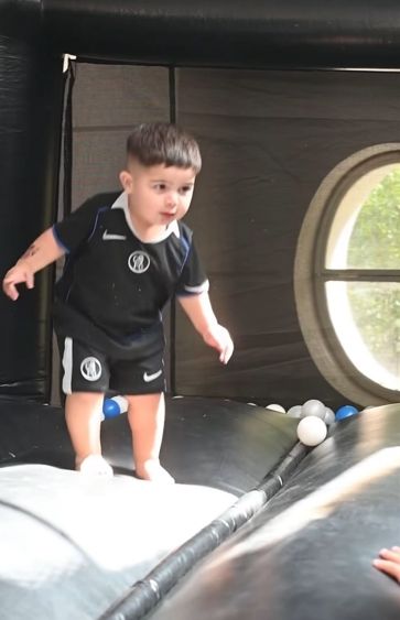 El cumpleaños de Benjamín, el hijo de Enzo Fernández y Valu Cervantes