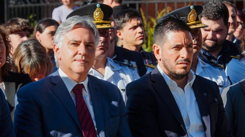 Ferrer junto a Llaryora en el acto