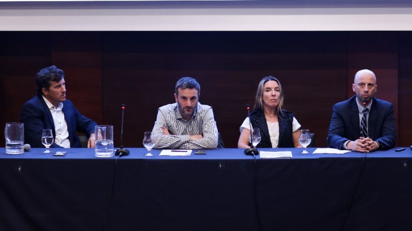 Conferencia en el Colegio de Abogados