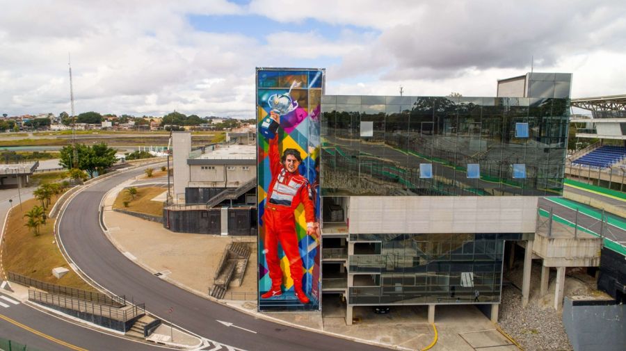 Mural de Ayrton Senna en Intergalos