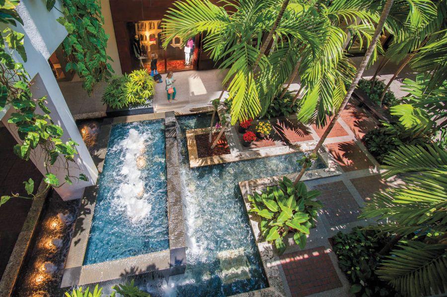 Arte y lujo frente al mar