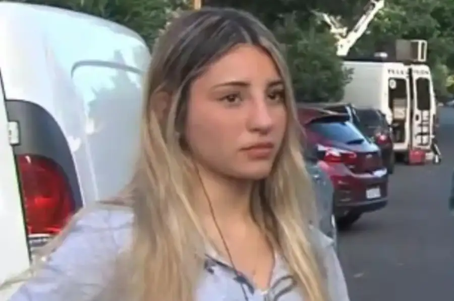 Un jubilado agredió a su vecino porque estacionó cerca de su casa 20251106