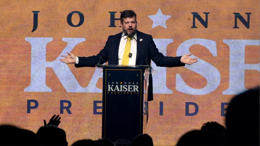 Johannes Kaiser, el provocador libertario que sacude la derecha chilena con memes y radicalismo