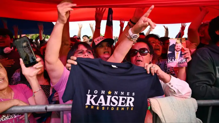 Johannes Kaiser, el provocador libertario que sacude la derecha chilena con memes y radicalismo