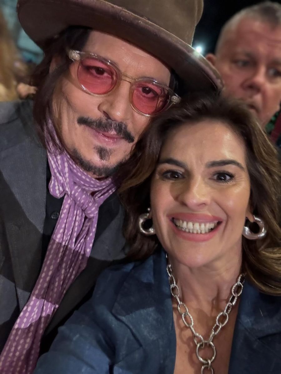Nara Ferragut con Johnny Depp