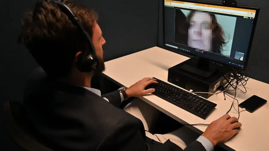 Sistema de videollamadas para infracciones de tránsito 20251113