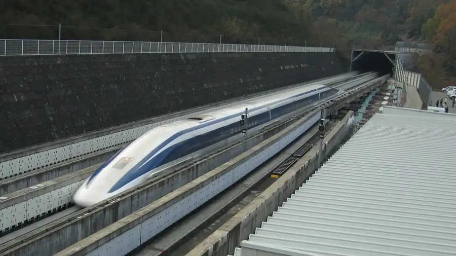 Trenes de levitación magnética 14112025