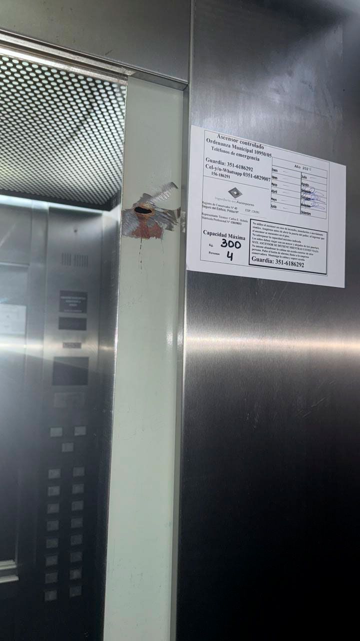 Terror en Nueva Córdoba: ascensor subió violentamente y dejó atrapada a mujer 45 minutos