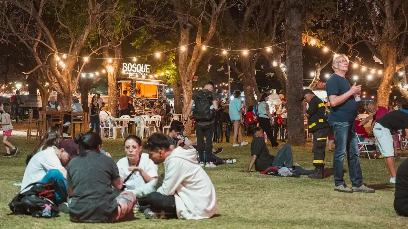 Público en el Happy Birra