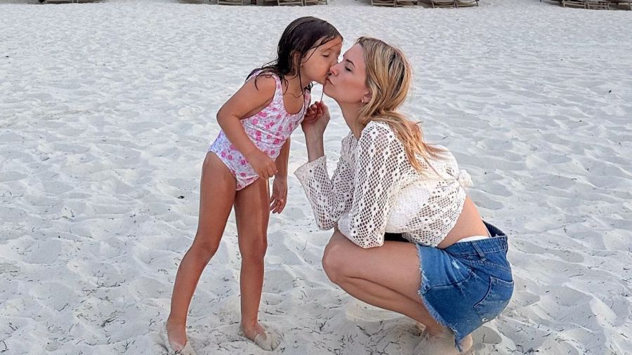 Sofía Zámolo y su hija California