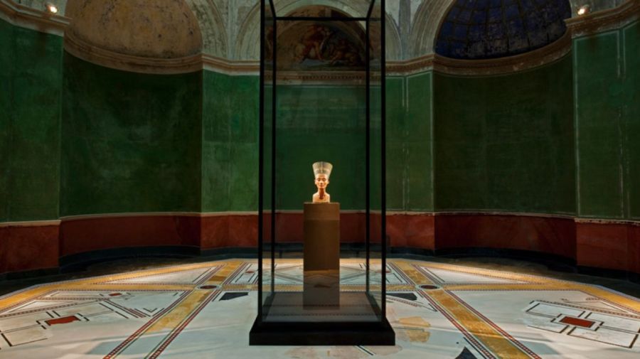Busto de la reina Nefertiti