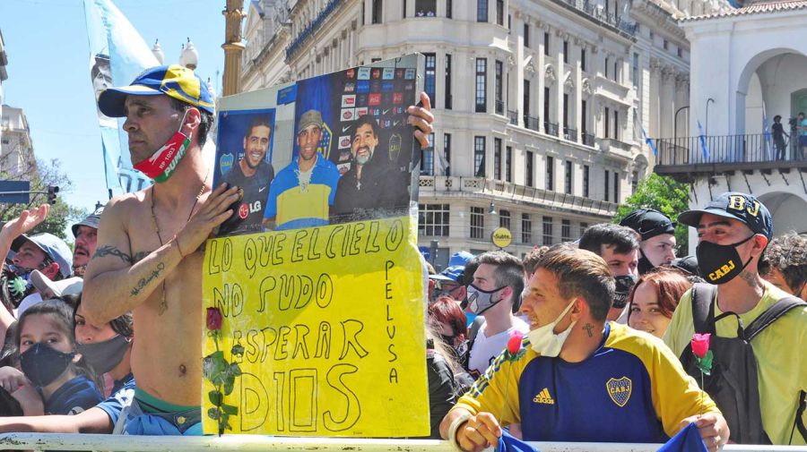 Homenaje a Diego Maradona 24112025