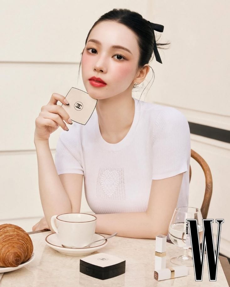 vKarina para Chanel Beauty