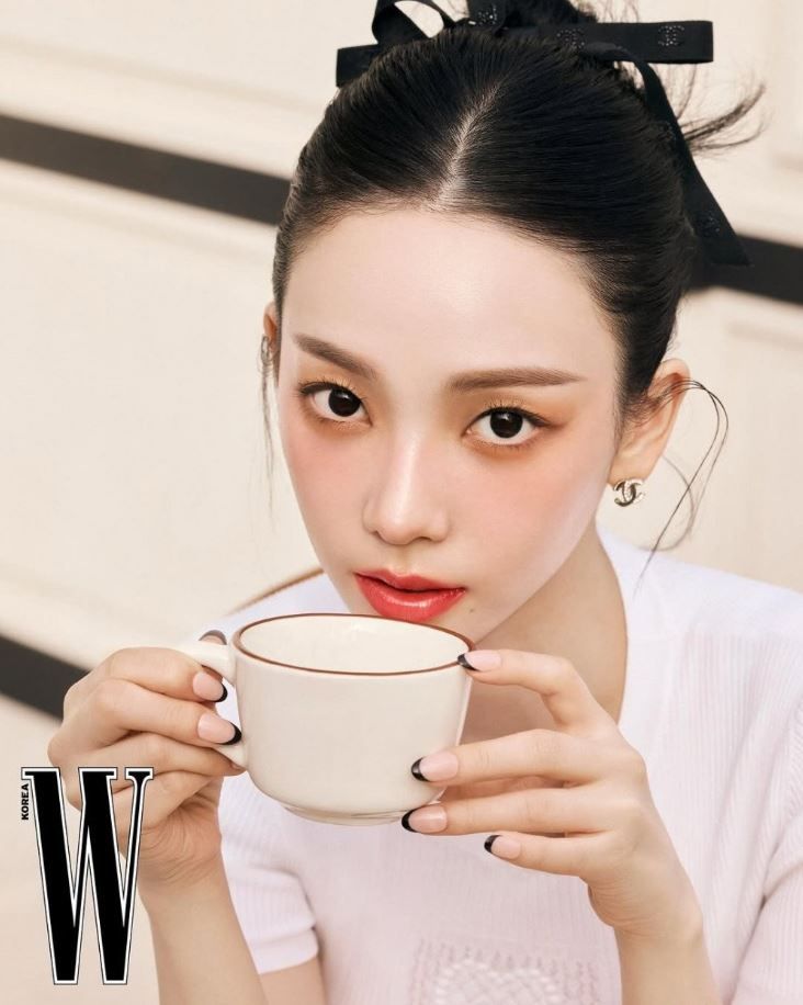 vKarina para Chanel Beauty