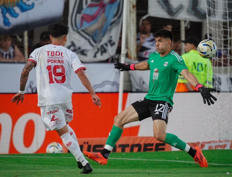 Barracas Central eliminó a Deportivo Riestra