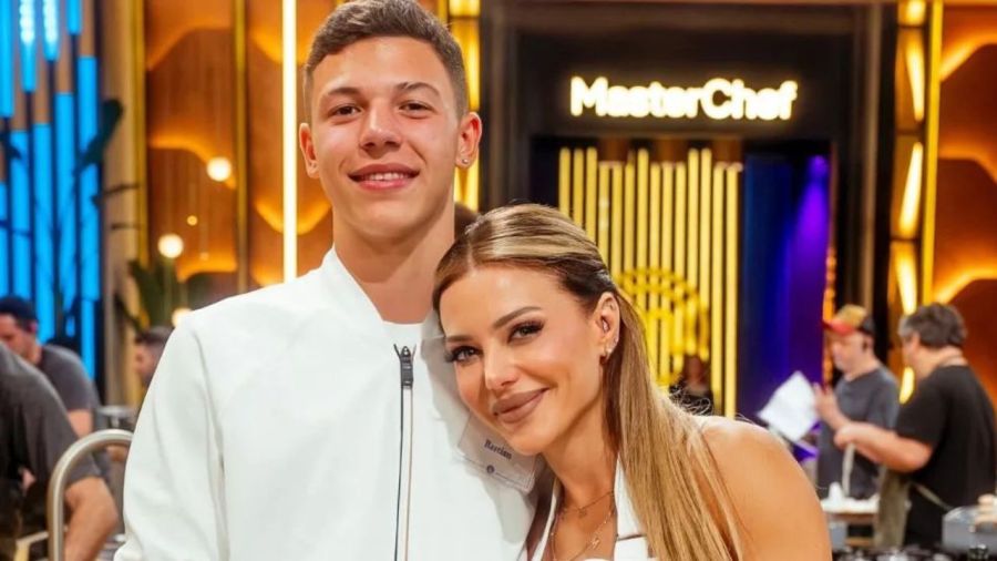 Bastián Demichelis, Evangelina Anderson