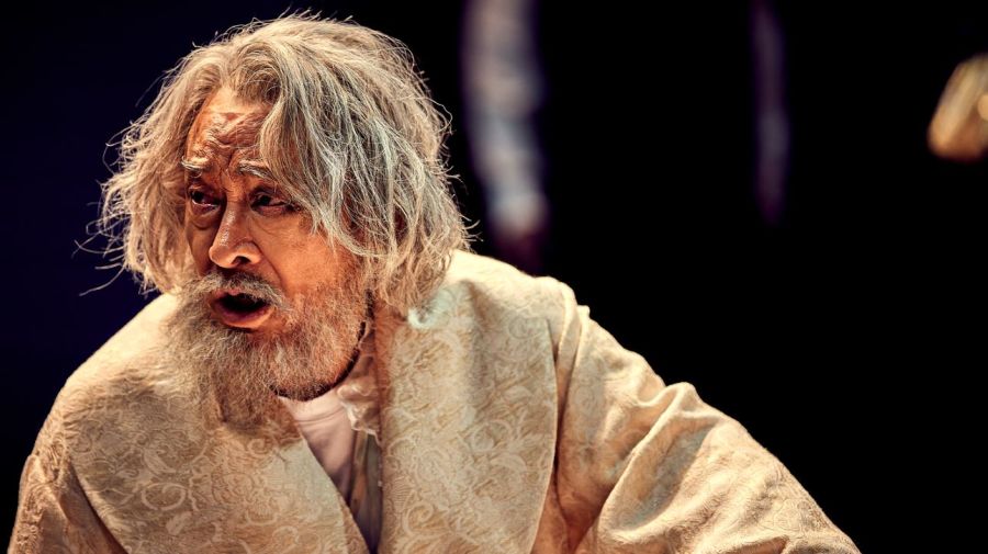 Lee Soon-jae interpreta a Rey Lear 
