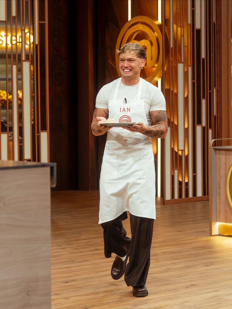 Evangelina Anderson, Ian Lucas