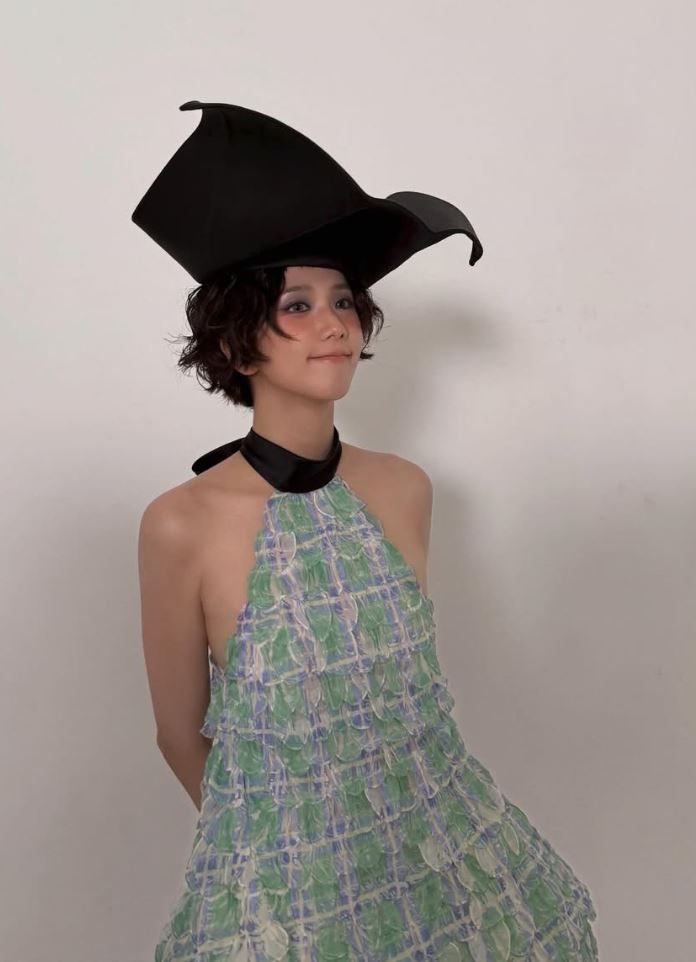 Jisoo para Elle para Dior