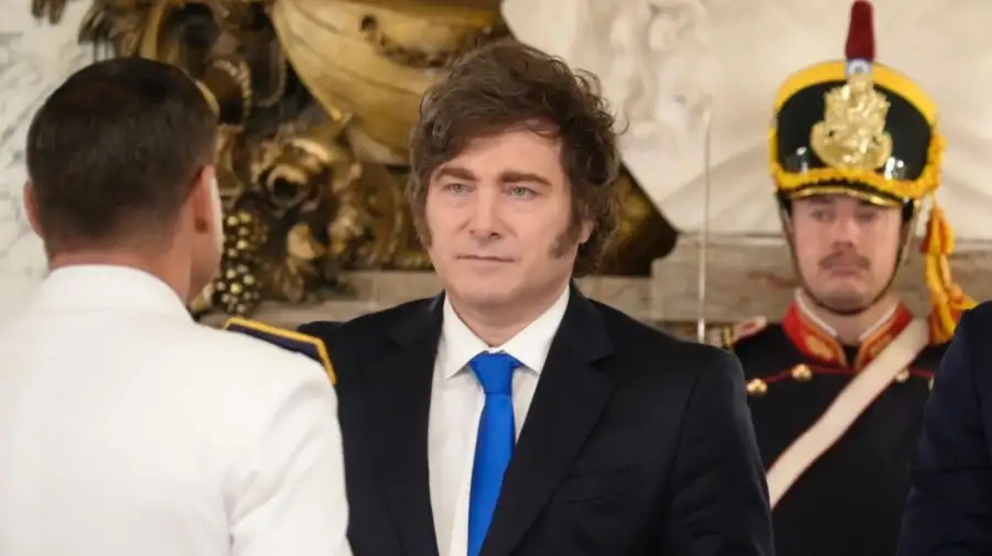 Javier Milei encabezará esta mañana la entrega de Sables a las Fuerzas de Seguridad