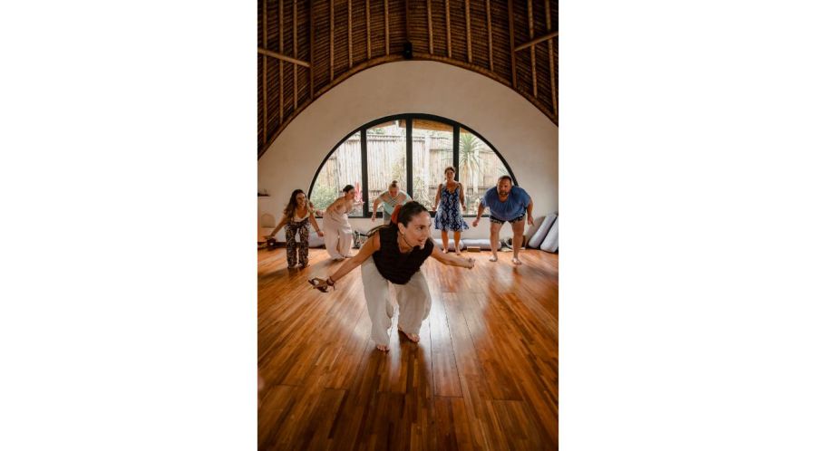 KundalFlow Yoga: Un método inclusivo que transforma desde el cuerpo y el alma