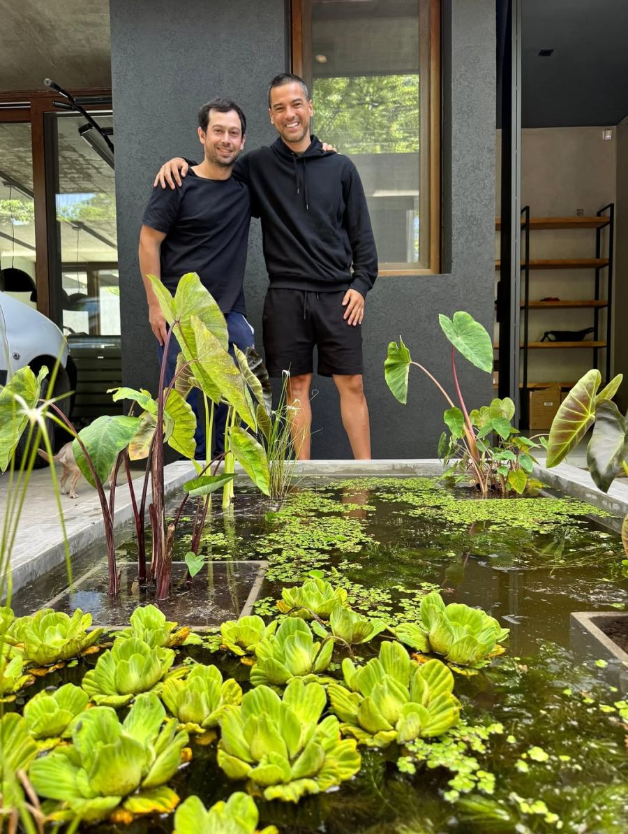 Estanque en casa - Chino Leunis