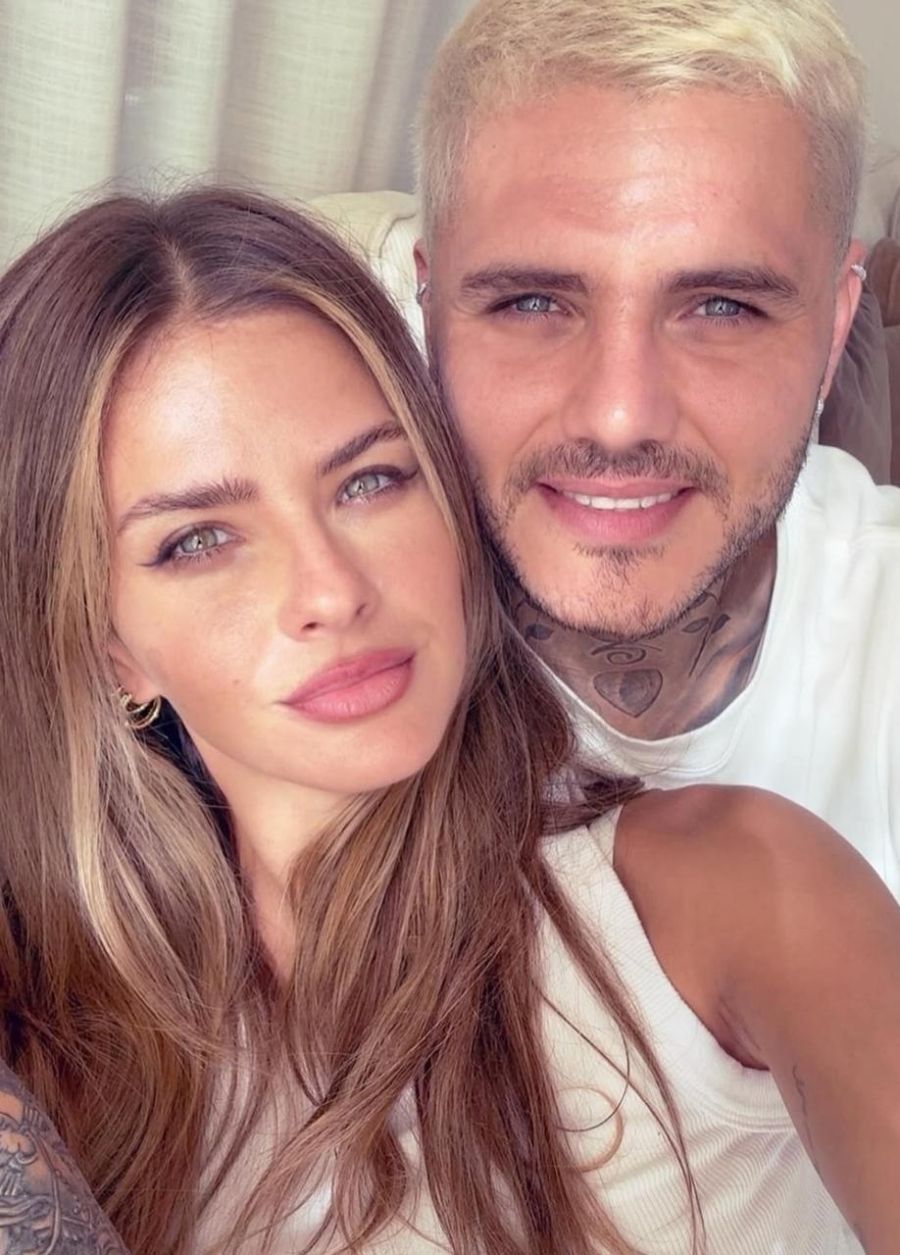 La China Suárez y Mauro Icardi reciclaron la decoración navideña que dejó Wanda Nara