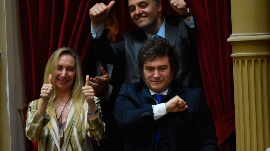 Javier Milei, Karina Milei y Adorni 03122025