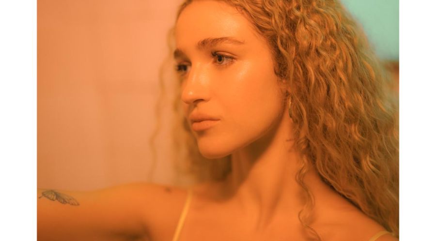 Sofi Mirotti presenta “Mentiras de Princesa”: un nuevo adelanto de su primer disco pop latino