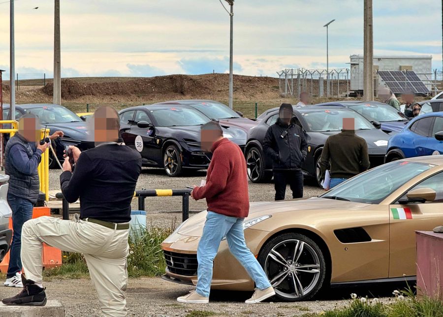 Ferraricavalcade2025