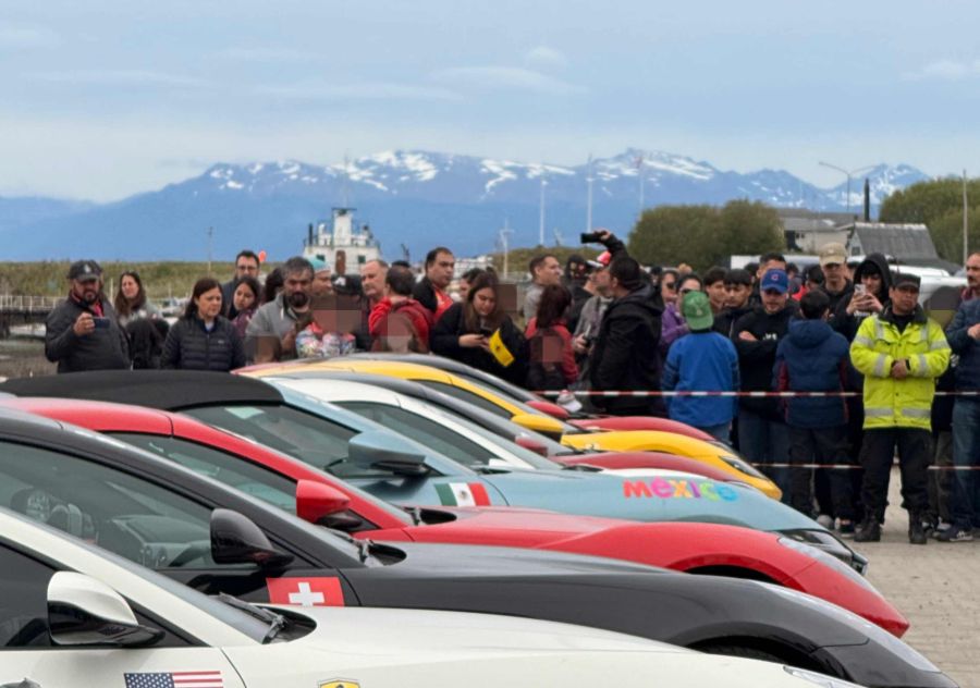 Ferraricavalcade2025