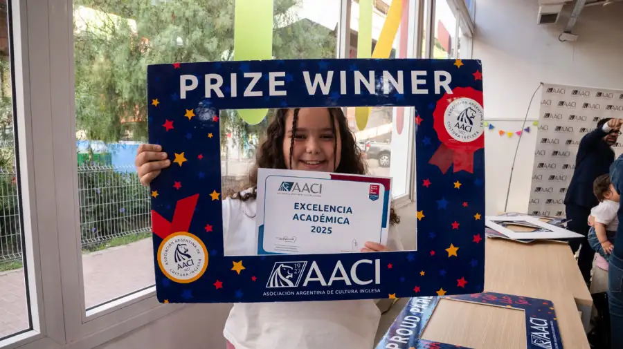 Alumnos del Barrio Mugica celebran el fin del ciclo lectivo 2025 en el Centro Comunitario Bajoautopista 05122025