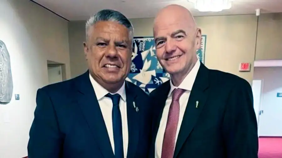 061225_tapia_infantino_cedoc_g