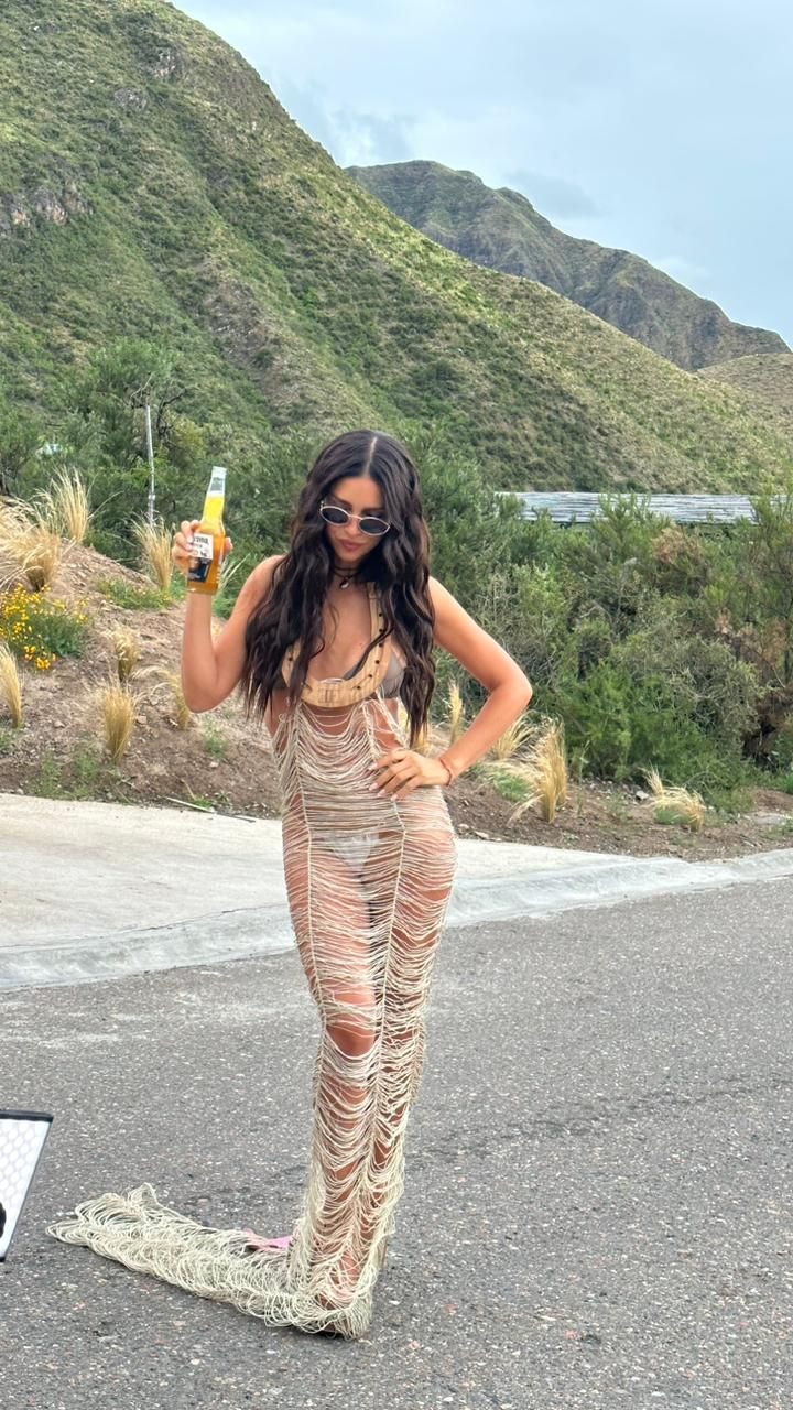 El homenaje de Zaira Nara a la comunidad Wichi / Créditos: Corona