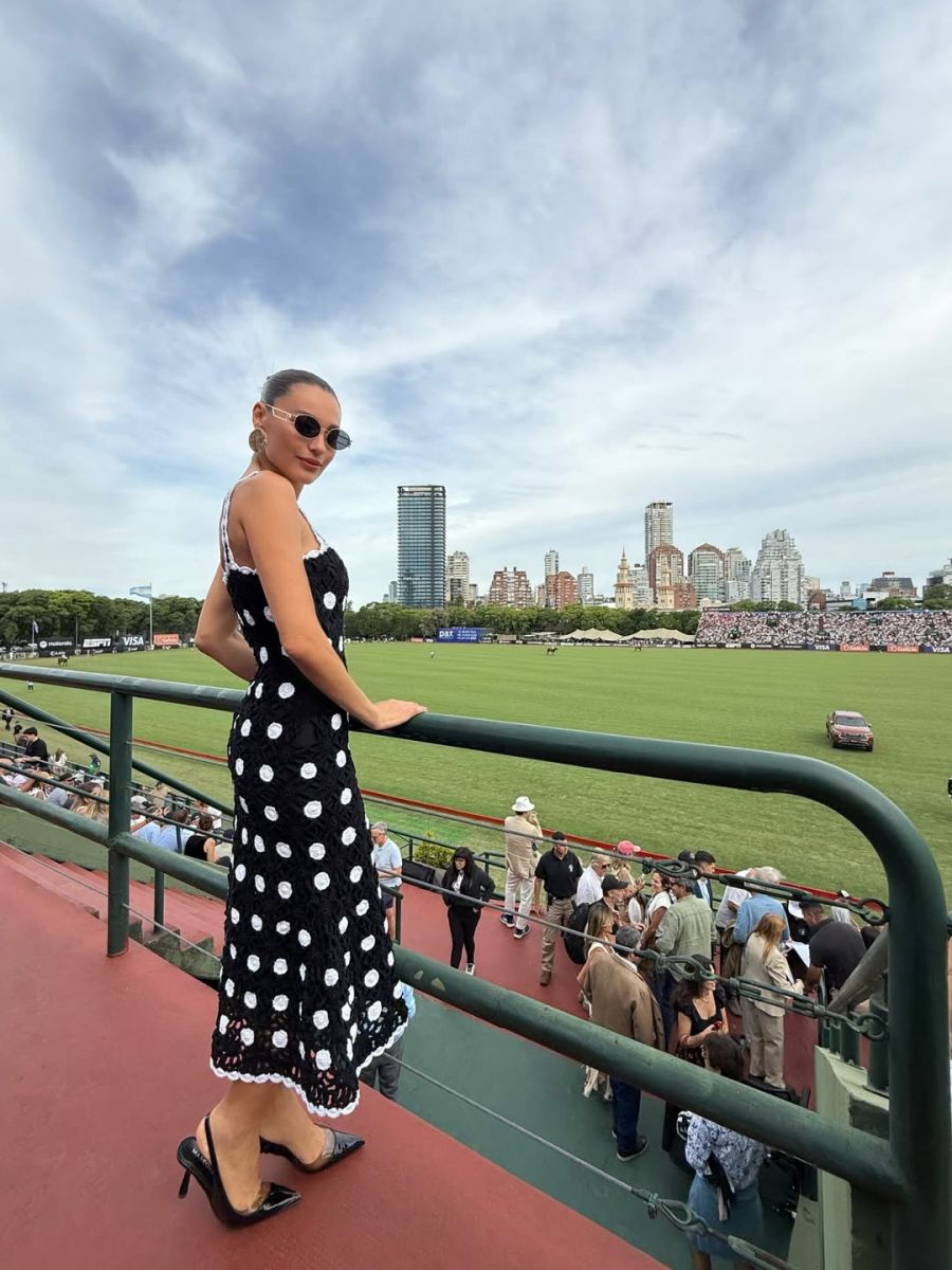 Los looks de Pampita y María Vázquez para la final de polo