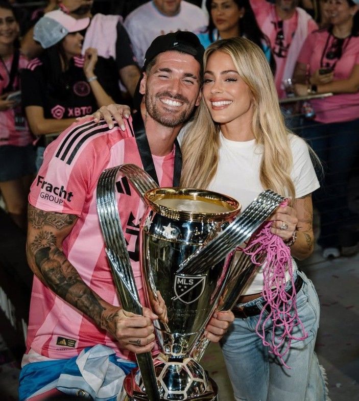 Tini Stoessel y Rodrigo de Paul