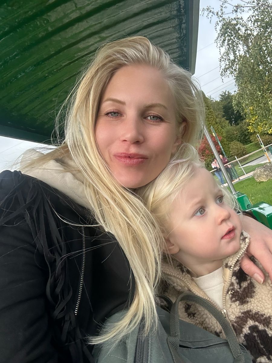 Daniela Christiansson y Elle