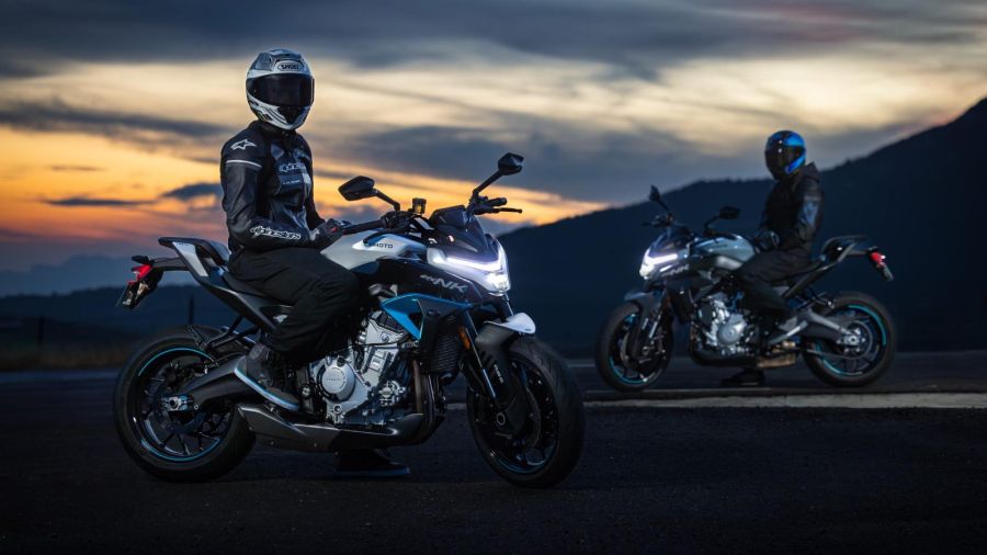 CFMOTO lanza la deportiva 675SR-R y la naked 675NK con motor tricilíndrico