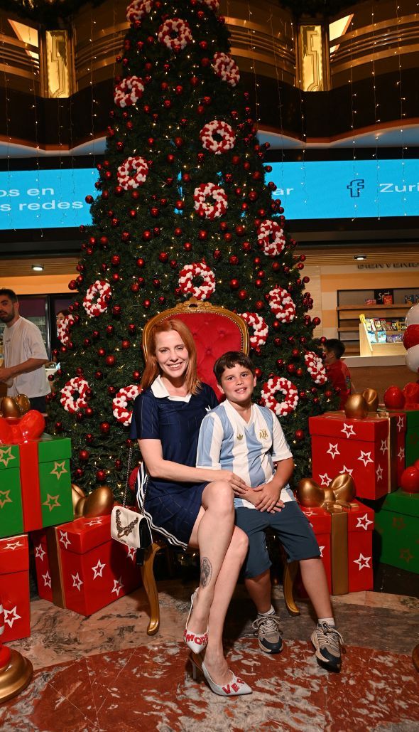 Famosos estreno obra Flavio Mendoza