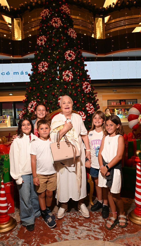 Famosos estreno obra Flavio Mendoza