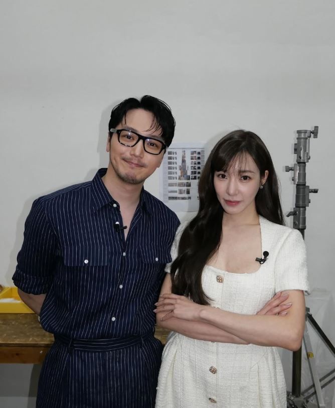 Byun Yohan y Tiffany Young 