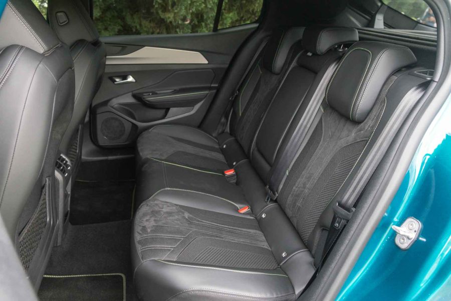 Probamos el nuevo Peugeot 408 GT: Cambia, todo cambia...