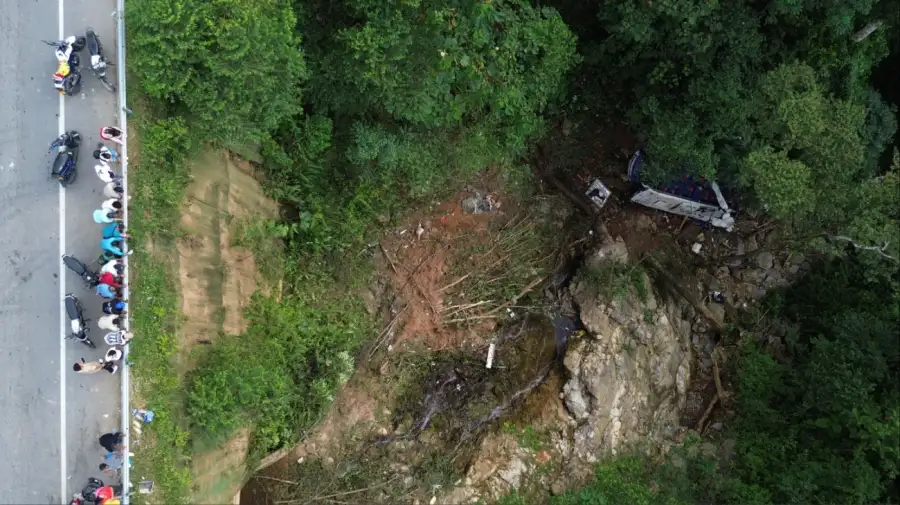 At least 17 teenagers died after falling from a cliff in Colombia