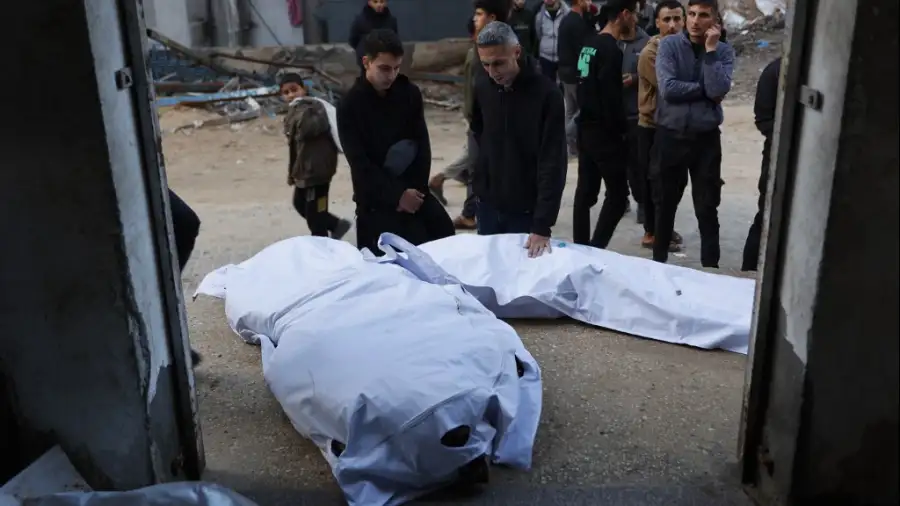 Israel atacó en medio de la tregua en Gaza y asegura que mató a otro jefe de Hamás.