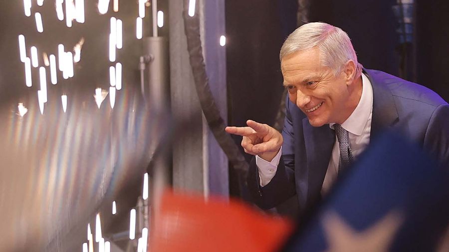 Antonio Kast celebra el resultado 15122025