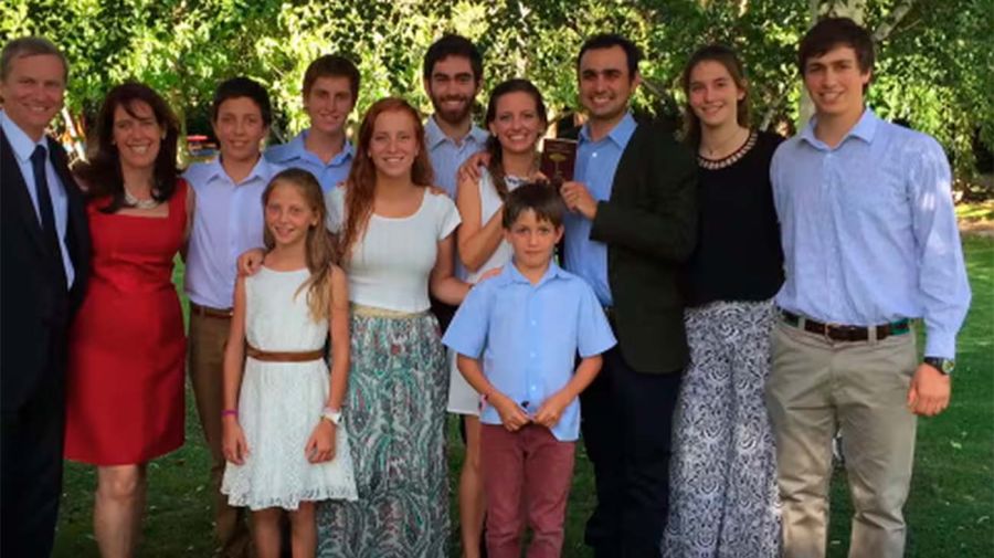 Antonio Kast y su familia 15122025