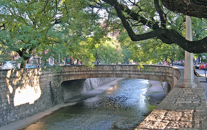 la-canada-2154536.jpg?webp