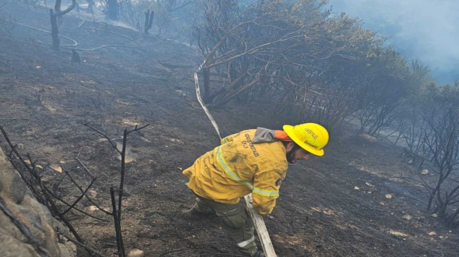 INCENDIO EN BARILOCHE 20251219