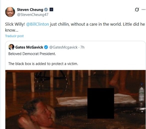 Posteo de Chuck Schumer contra Bill Clinton por el caso Epstein
